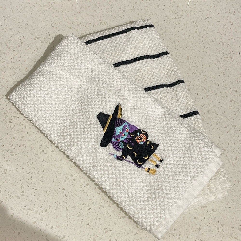 New Purple Witch Hand Towels